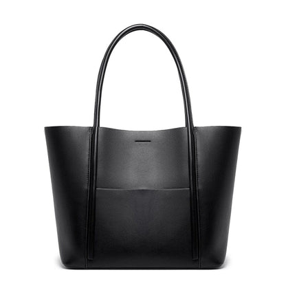 Bag Dainty – a small, minimalist handbag with a soft, feminine design ideal for daily wear.

