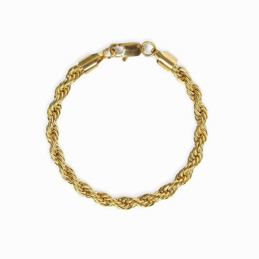 Image of the Floral Fantasy Bracelet – an elegant 18K gold stainless steel bracelet with floral details for a soft, romantic, nature-inspired look.

