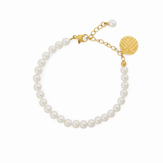 Image of the Golden Grace Bracelet – an elegant 18K gold stainless steel bracelet with a smooth, radiant finish for timeless sophistication.

